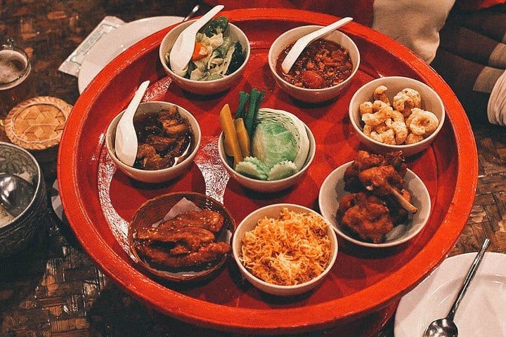 Khantoke Dinner Experience & Cultural Dance Show with Transfers 7