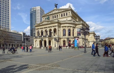 Frankfurt Walking Tour: Explore History, Culture, and Cuisine