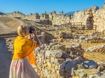 8 Day best of Greece: Mainland, Mykonos and Santorini tour