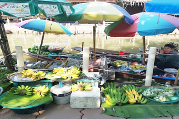 Tha Kha – perhaps Thailand’s most authentic Floating Market