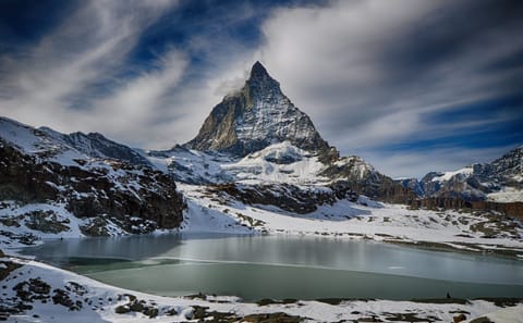 Private Van Tour: 8 Days in Switzerland and Paris