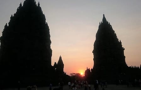 Private Full-Day Yogyakarta and Prambanan Tour