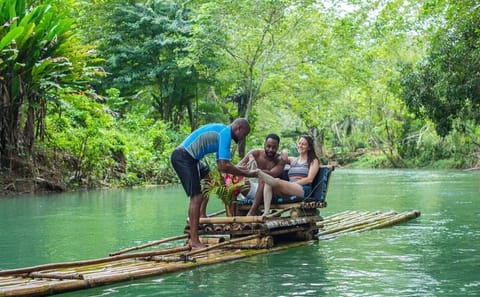 Reggae Rafting and Snorkeling Adventure in Montego Bay