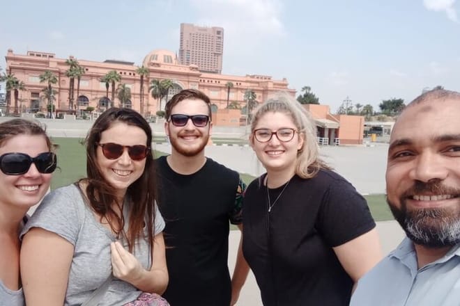 Private day to Great Pyramids,Sphinx & Egyptian Museum antique with tour guided photo 2