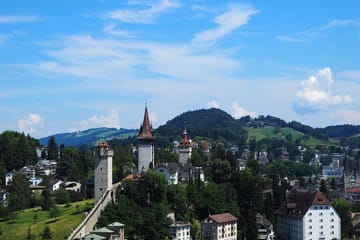 Guided Walking Tour of Lucerne's Historic Old Town