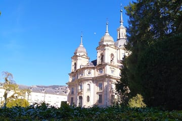 Private Guided Tour of La Granja de San Ildefonso Gardens and Palace