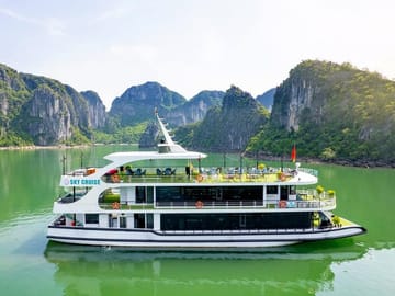 Sky Cruise Luxury 5 Star Halong One Day Tour, Buffet & Jacuzzi