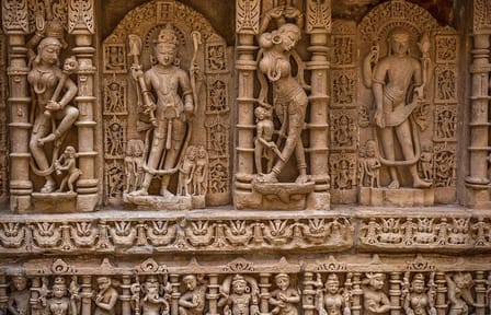 Private Tour of Adalaj and Rani ki Vav Stepwells in Gujarat