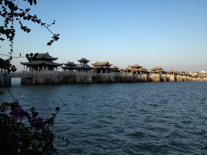 Private Day Trip to Chaozhou from Guangzhou by Round-way Bullet Train 