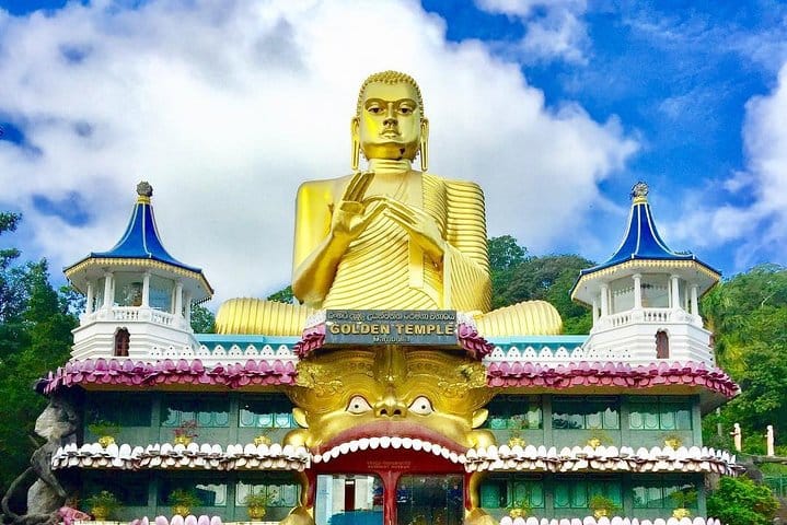 Private Day Tour : Handungoda and Galle from Colombo