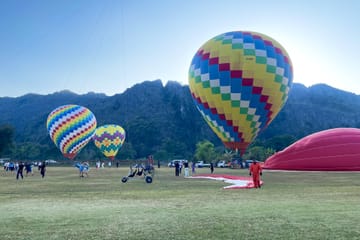 Hot Air Balloon and Paramotor Adventure in Vang Vieng