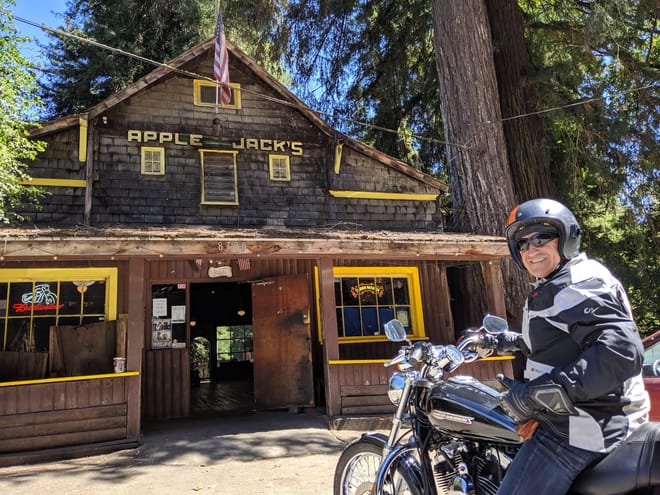 The Skyline local motorcycle tour takes riders to highway 1 and biker bars from San Francisco