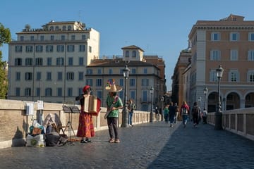 Professional Photoshoot Experience at Piazza Navona in Rome