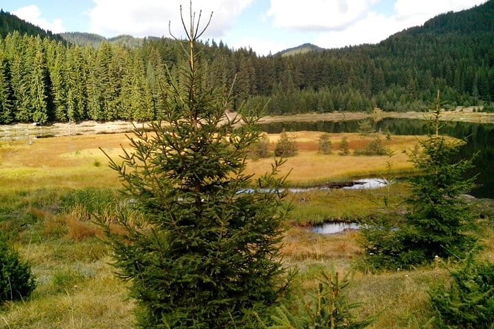 Self-Guided Hiking Tour of the Smolyan Lakes 3