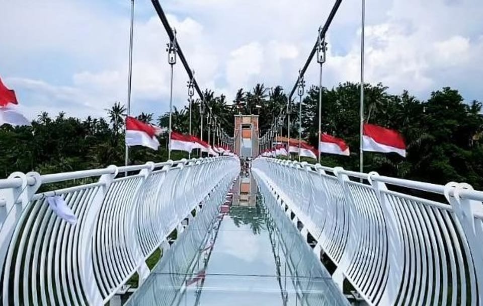 Private Car Tour to Blangsinga Waterfall in Bali