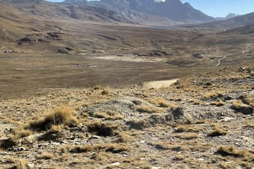 Hiking Tour to Nevado Charquini from La Paz, Bolivia