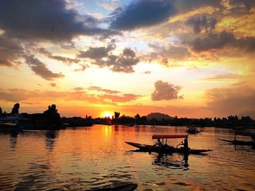 7-Day Romantic Tour of Kashmir from Srinagar with Gulmarg and Pahalgam