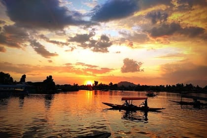 7-Days Honeymoon package of Kashmir from Srinagar