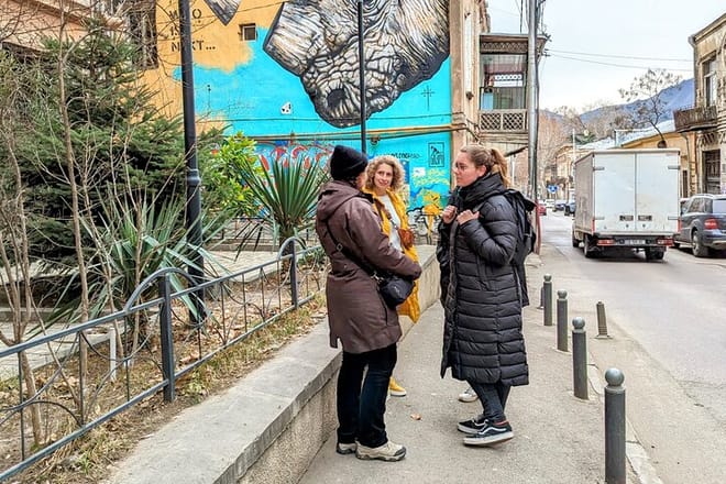 Alternative walking tour New Tiflis and backstreets 4