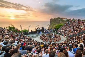 Uluwatu Temple and Kecak Dance Half-Day Tour in Jimbaran