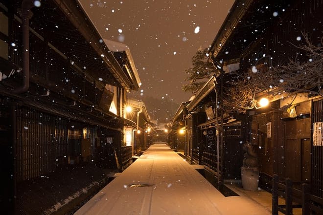 Takayama Walking Tour & Hida Folk Village 6