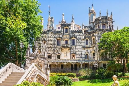From Lisbon: Sintra & Quinta da Regaleira Small Group Tour