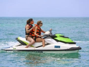 Jet Skiing in Pasikudah