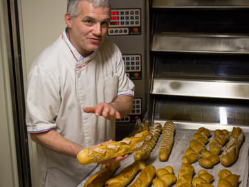 French Baking Workshop in Paris on Rue Oberkampf