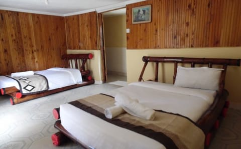Private 6-Day Safari Tour of Samburu, Lake Nakuru & Masai Mara