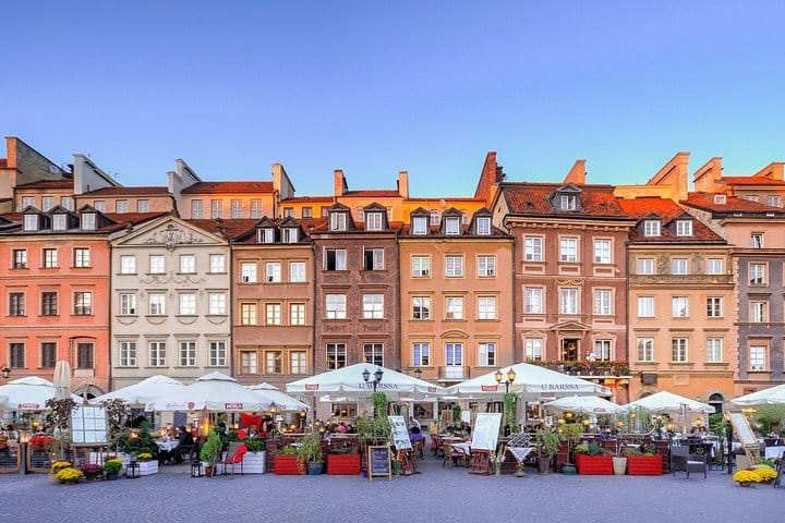 Warsaw Private Walking Tour with a Professional Guide 3
