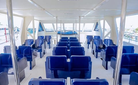 Private Boat Rental with Lunch in Mirissa, Sri Lanka