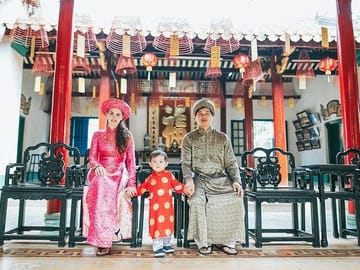 Ao Dai & Cyclo