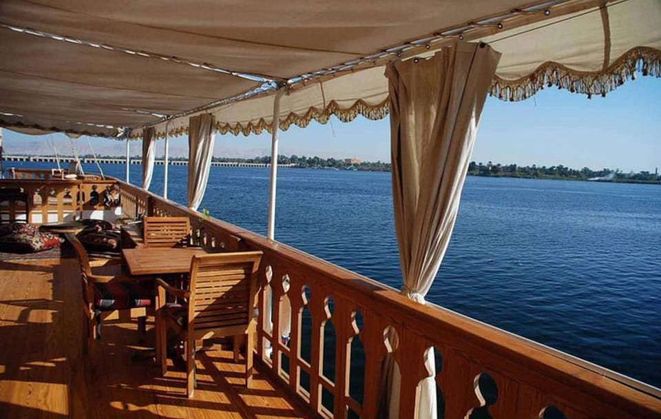 Nile River Dinner Cruise with Buffet and Cultural Show in Cairo