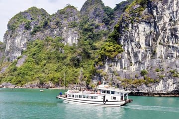 UNESCO Heritage Tour from Hanoi to Ha Long Bay