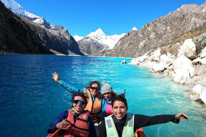 Hua-06 : Discover Laguna Parón – Turquoise Beauty