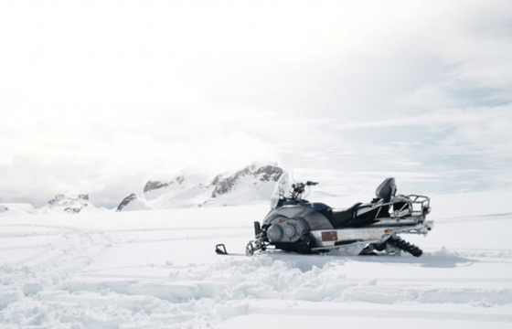 Private Golden Circle & Snowmobiling Tour