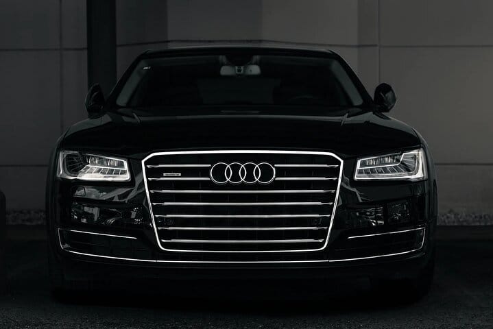 Paris Airport (CDG) to Brussels Private Van Transfer  8