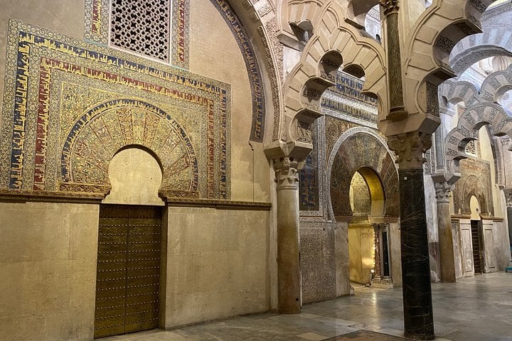 Mosque-Cathedral in Private. Enjoy a unique experience. 10