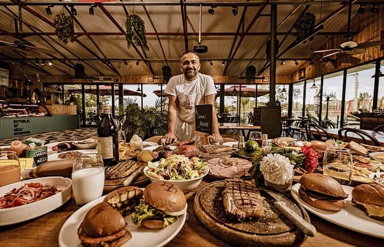 Private Istanbul Car & Driver Service – Flexible Custom Tour