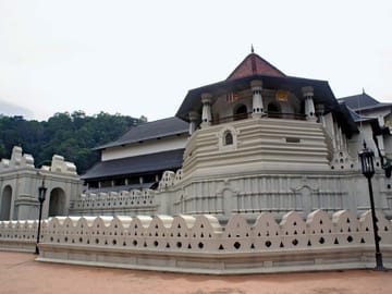 Cultural Triangle Tour: 5 Days in Colombo, Sri Lanka