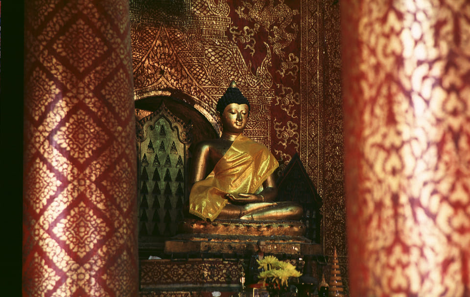 Chiang Mai Cultural Tour with Temple Visit and River Cruise