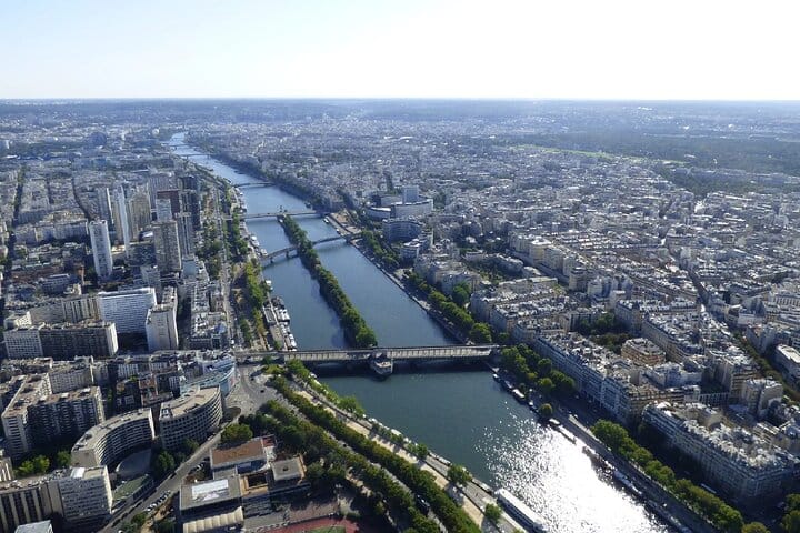 Paris Private Luxury Tour with shopping, cabaret, Lunch cruise and city Tour 9
