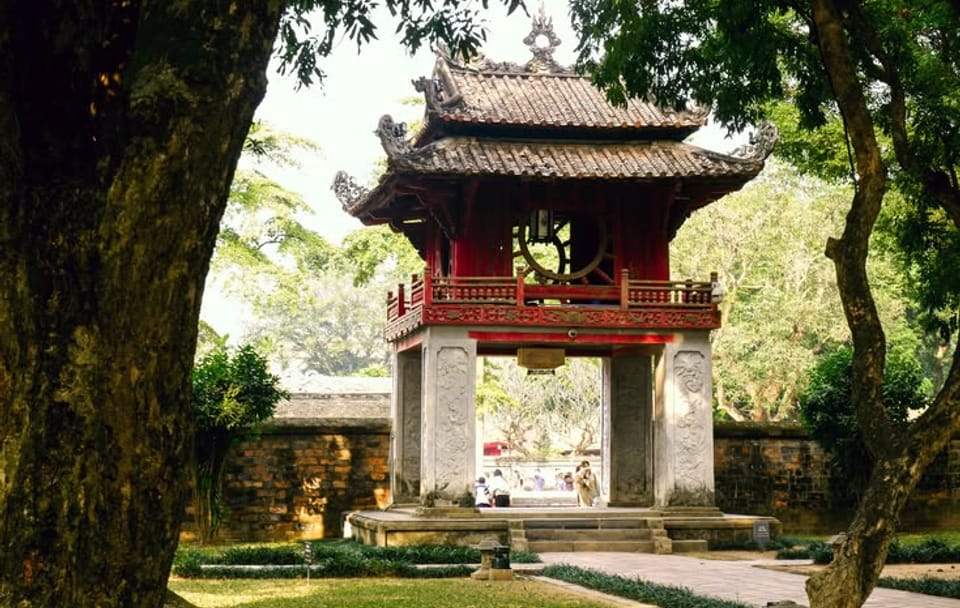 Cultural Tour of Hanoi and Danang with Scenic Highlights