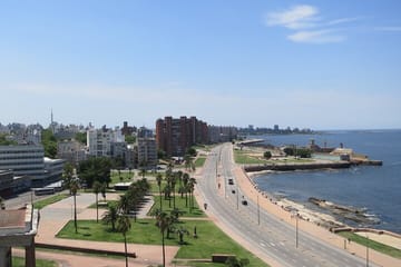 3-Day Cultural Tour of Montevideo from Buenos Aires