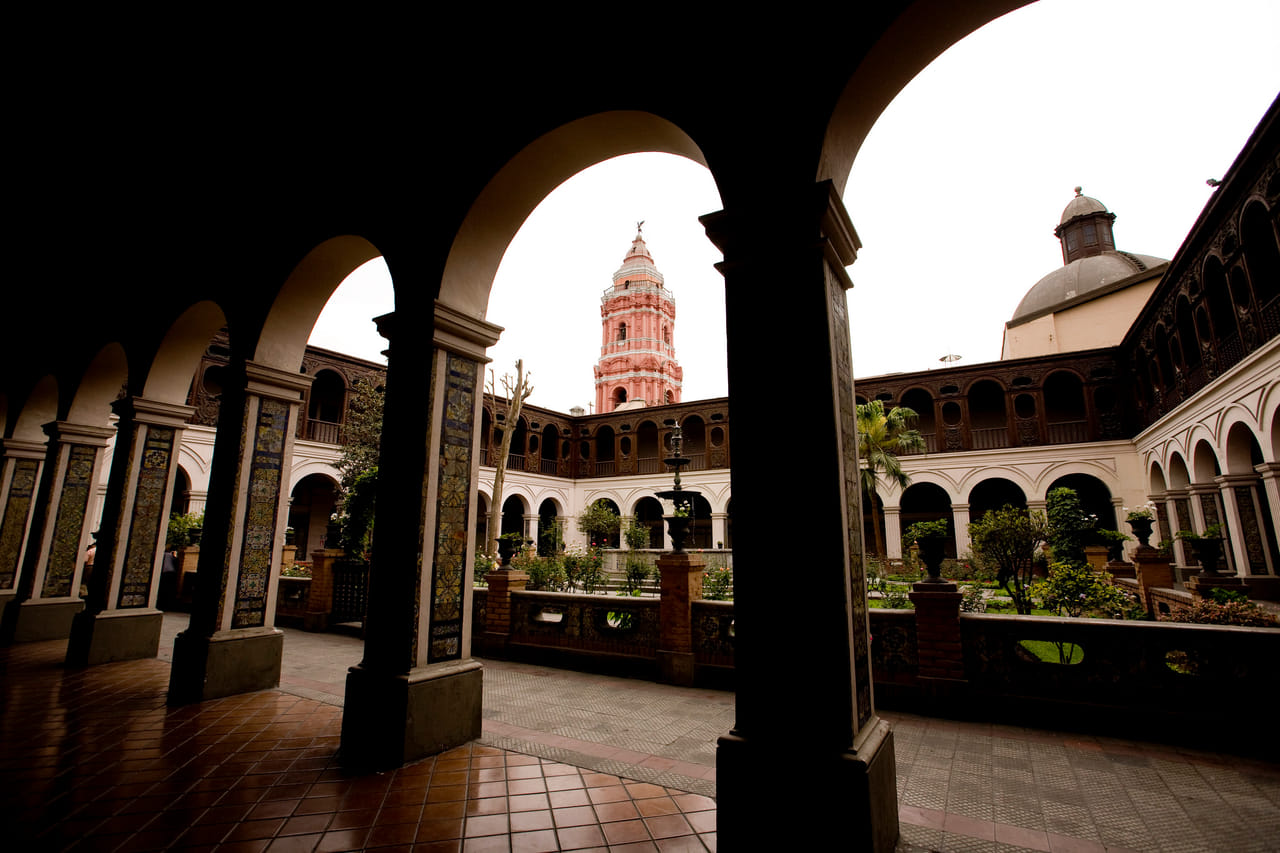 Lima in a Day: Heritage Sites, Larco Museum & Magic Water Circuit with lunch 7