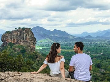 3 Days Tour to Kandy, Nuwara Eliya & Sigiriya