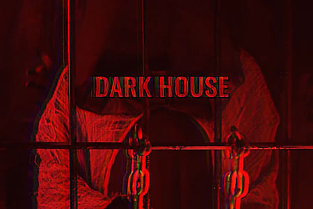 DARK HOUSE HORROR GAME ATTRACTION