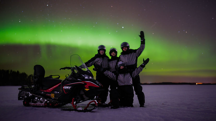 Northern Light safari, snowmobile safari, tour, aurora borealis, Pure Lapland, Rovaniemi Lapland