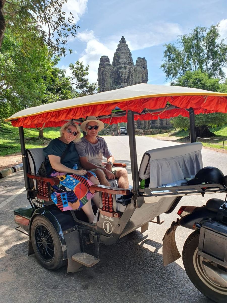 Private Angkor Wat Tuk-Tuk Tour with Sunrise, Sunset & Local Markets