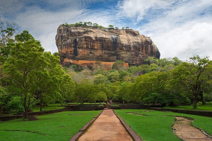 3 Days Honeymoon Glamping Tour